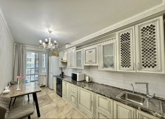 Продается двухкомнатная квартира, 68 м2, Татарстан, улица Профессора Камая, 10к2