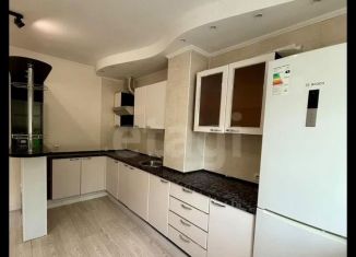 Продается 2-ком. квартира, 40 м2, Саратов, улица Танкистов, 66