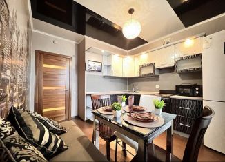 Сдаю 1-ком. квартиру, 43 м2, Орёл, улица Лескова, 3, Советский район