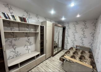 Сдаю 2-комнатную квартиру, 60 м2, Кингисепп, Большая Гражданская улица, 7