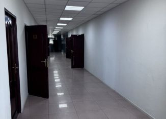 Сдается в аренду офис, 700 м2, Чита, улица Шилова, 100с1