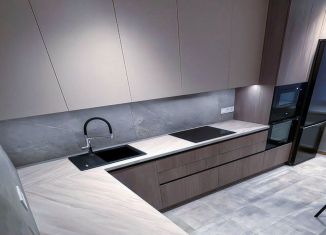 Продаю двухкомнатную квартиру, 58.2 м2, Краснодар, улица Селезнёва, 4/4, ЖК Новые Черёмушки