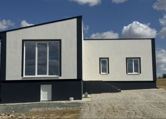 Продаю дом, 120 м2, село Урожайное