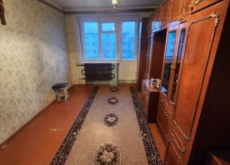 Продаю двухкомнатную квартиру, 44 м2, Старый Оскол, микрорайон Лебединец, 24А