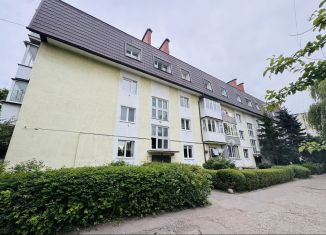 Продаю 3-ком. квартиру, 66.4 м2, Калининград, улица Глазунова, 13