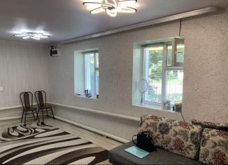 3-комнатная квартира на продажу, 61.9 м2, Кукмор, улица Г. Ибрагимова, 38/2