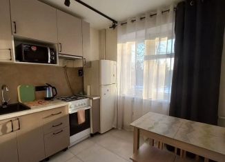 Сдается в аренду 2-ком. квартира, 43 м2, Псков, улица Волкова, 1