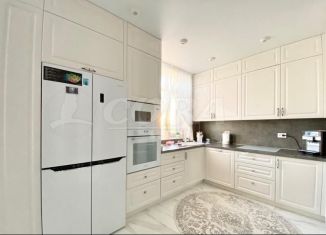 3-ком. квартира на продажу, 82 м2, Тюмень, Алматинская улица, 6, ЖК Звёздный