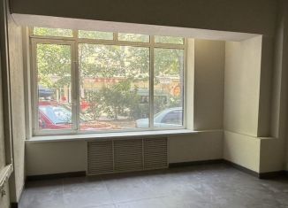 Сдам в аренду помещение свободного назначения, 46 м2, Краснодар, улица Хакурате, 12, микрорайон Центральный