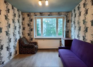 Продам трехкомнатную квартиру, 73 м2, Санкт-Петербург, метро Комендантский проспект, улица Уточкина, 2к2
