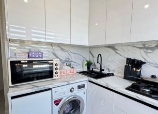 Продаю 4-ком. квартиру, 62 м2, Грозный, посёлок Абузара Айдамирова, 102