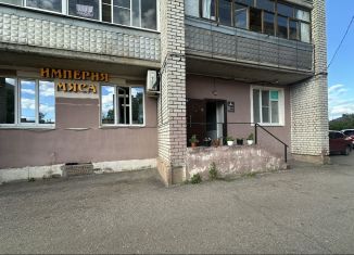 Торговая площадь на продажу, 67 м2, Рыбинск, улица Луначарского, 23