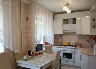 Трехкомнатная квартира на продажу, 53 м2, Брянск, Мало-Завальская улица, 1