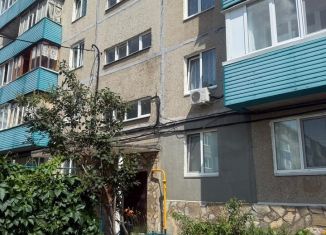 Продаю 1-комнатную квартиру, 33 м2, Салават, улица Калинина, 85