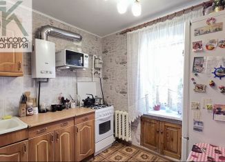 Продаю 1-ком. квартиру, 33 м2, Арзамас, улица Жуковского, 15к1