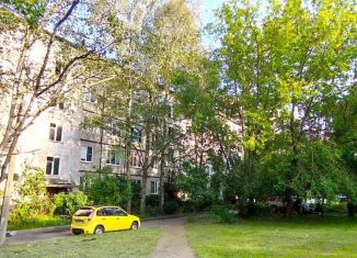 Двухкомнатная квартира на продажу, 46 м2, Санкт-Петербург, Дальневосточный проспект, 80, метро Пролетарская
