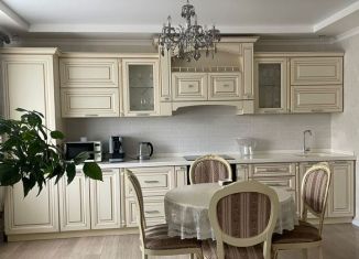 Продам 3-комнатную квартиру, 70.4 м2, Республика Башкортостан, Революционная улица, 173