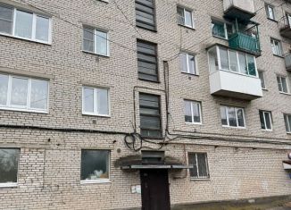 2-ком. квартира на продажу, 42.5 м2, Чудово, Парайненская улица, 6