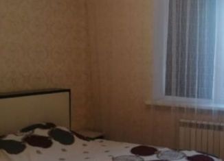 Сдаю 2-комнатную квартиру, 63 м2, Аксай, улица Фрунзе, 1/10