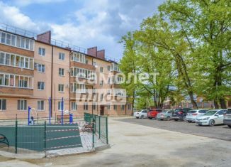 Продажа 2-комнатной квартиры, 76 м2, Горячий Ключ, Кубанская улица, 28