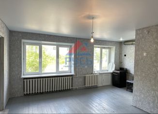 Продажа 2-ком. квартиры, 42 м2, Коркино, улица 9 Января, 30