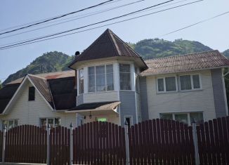 Дом на продажу, 250 м2, село Чемал, улица Энтузиастов, 28