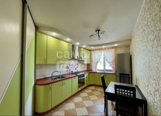 Продажа трехкомнатной квартиры, 81 м2, Смоленск, улица Нормандия-Неман