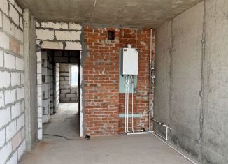 Продаю 3-ком. квартиру, 94 м2, Калуга, Полесская улица, 31