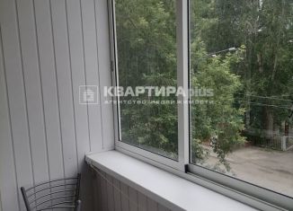 Продаю 1-ком. квартиру, 29.3 м2, Невьянск, улица Малышева, 12