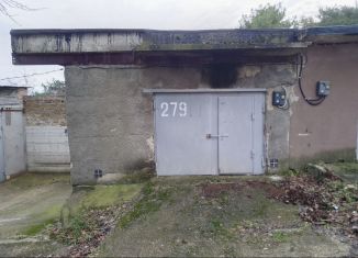 Продаю гараж, 28 м2, Феодосия, улица Анюнаса, 1А