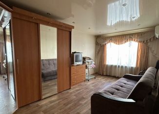 Продаю однокомнатную квартиру, 33 м2, Кирово-Чепецк, улица Луначарского, 11