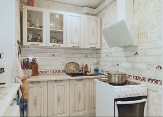 Продается 2-ком. квартира, 39.8 м2, Стрежевой, 1-й микрорайон, 149