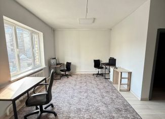 Офис в аренду, 65 м2, Махачкала, улица Магомета Гаджиева, 22, Кировский внутригородской район