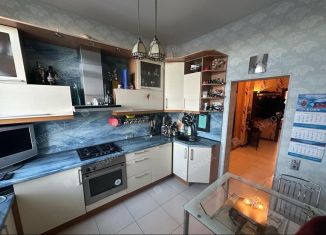 Продается 3-комнатная квартира, 63.9 м2, Выборг, улица Северный Вал, 17