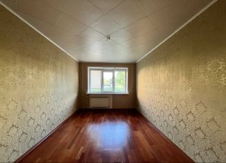 Продаю двухкомнатную квартиру, 43.8 м2, Волхов, Пролетарская улица, 9