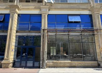 Сдаю в аренду помещение свободного назначения, 105 м2, Грозный, проспект Ахмат-Хаджи Абдулхамидовича Кадырова, 53