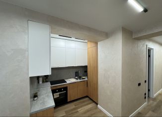 Сдается в аренду четырехкомнатная квартира, 115 м2, Сочи, Курортный проспект, 96Гк1, микрорайон Приморье