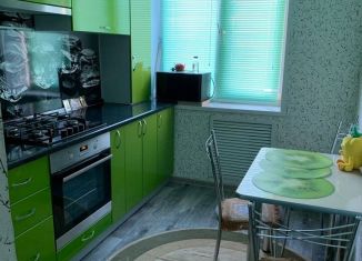 2-ком. квартира на продажу, 43.3 м2, Новотроицк, Уральская улица, 38