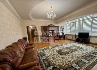 Продается 2-комнатная квартира, 90 м2, Дагестан, проспект Имама Шамиля, 101Е