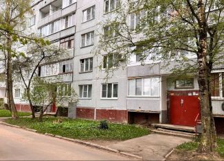 Сдача в аренду двухкомнатной квартиры, 53 м2, Волхов, улица Льва Толстого, 10
