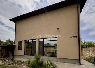 Продаю дом, 323 м2, село Укромное, Путилинская улица, 13