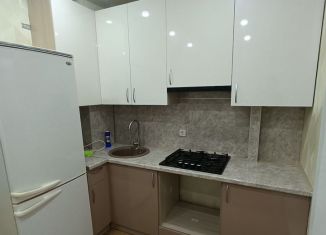 Сдам однокомнатную квартиру, 42 м2, Салават, улица Бекетова, 24