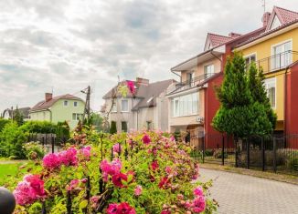 Дом на продажу, 297 м2, Калининград, улица Алексея Бровковича, 10