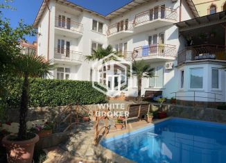 Продам дом, 363 м2, посёлок городского типа Гурзуф, Виноградная улица, 26