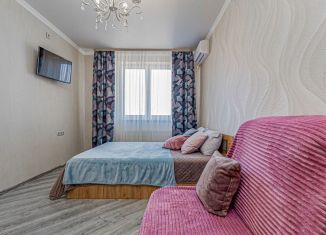 Сдам 1-ком. квартиру, 36 м2, Краснодар, Московская улица, 118к2, Музыкальный микрорайон