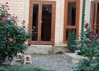 Продаю дом, 200 м2, Хасавюрт, 18-я улица Ветеран