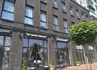 Продается трехкомнатная квартира, 82.6 м2, Калининград