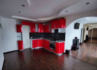 Продаю 3-комнатную квартиру, 71.9 м2, Великие Луки, улица Винатовского, 30/21