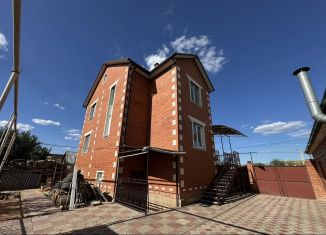 Продам дом, 220 м2, Астрахань, Трусовский район, улица Бубнова