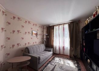 Продам однокомнатную квартиру, 27.4 м2, Гатчина, улица Гагарина, 16